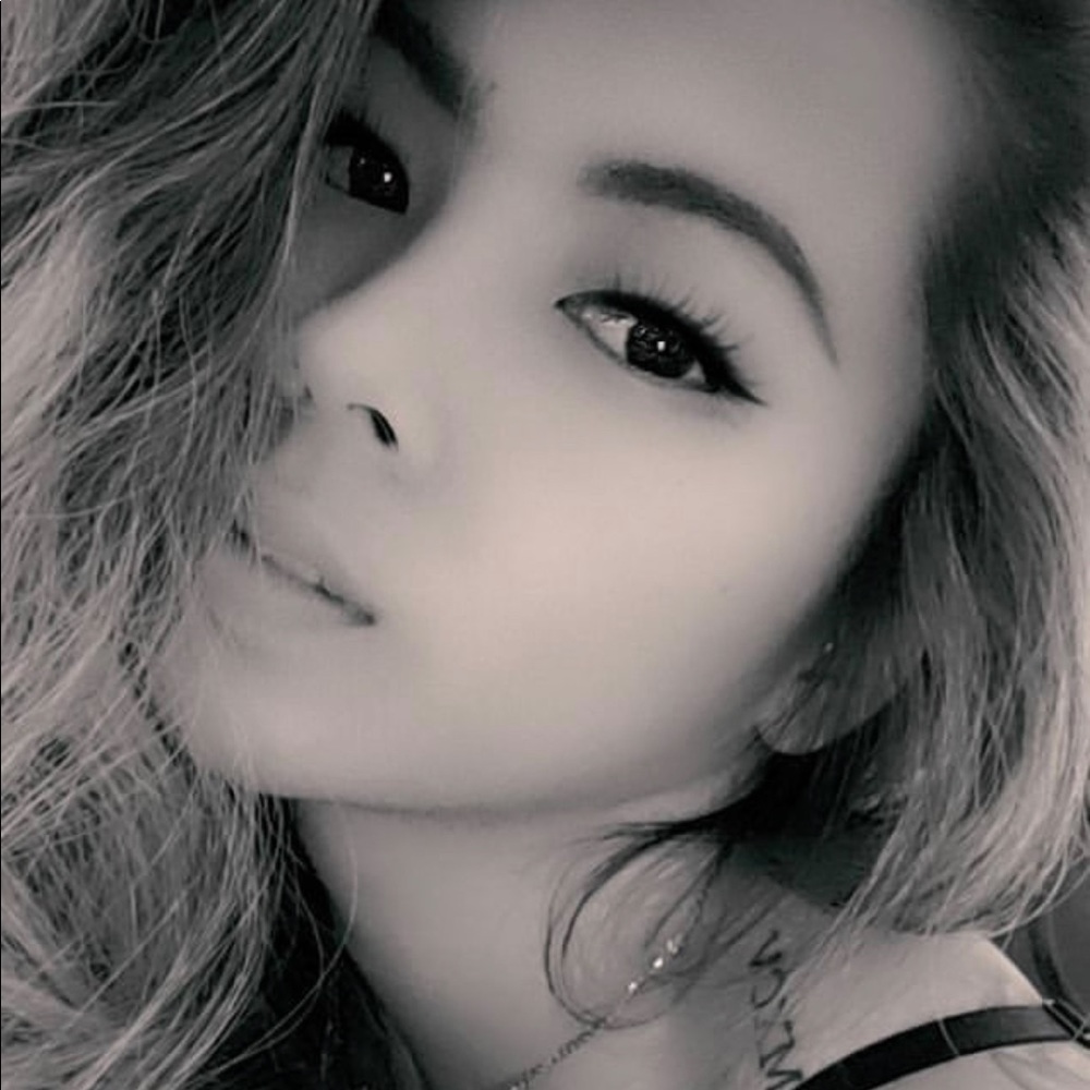 Meet your Posher, Jackie